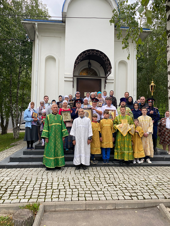 Крестный ход в Лунево