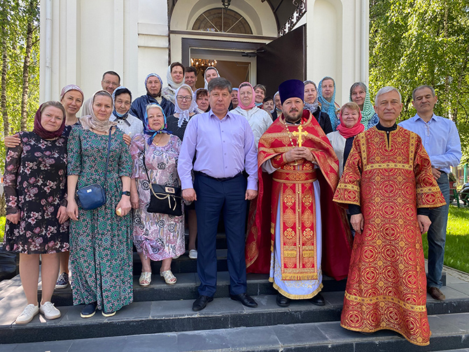 Первая Литургия в храме-часовне 4