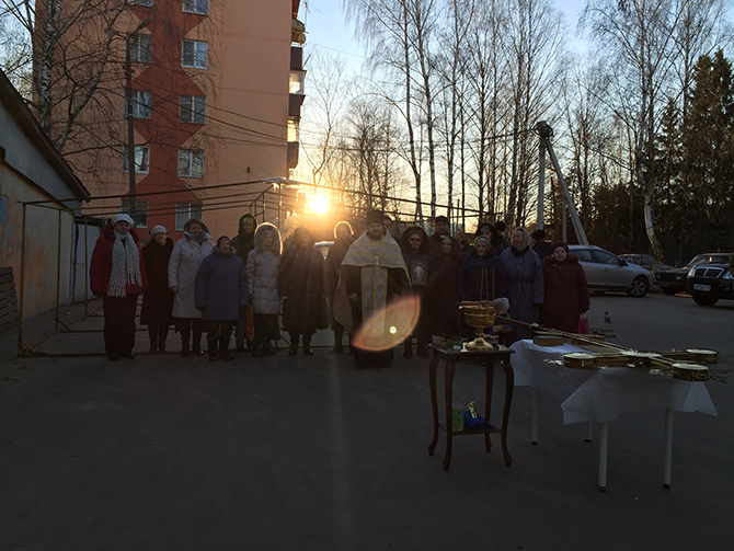 Освящения Креста для воздвижения на купол