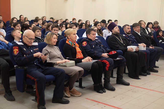 присвоение Покровскому храму статуса «казачий»
