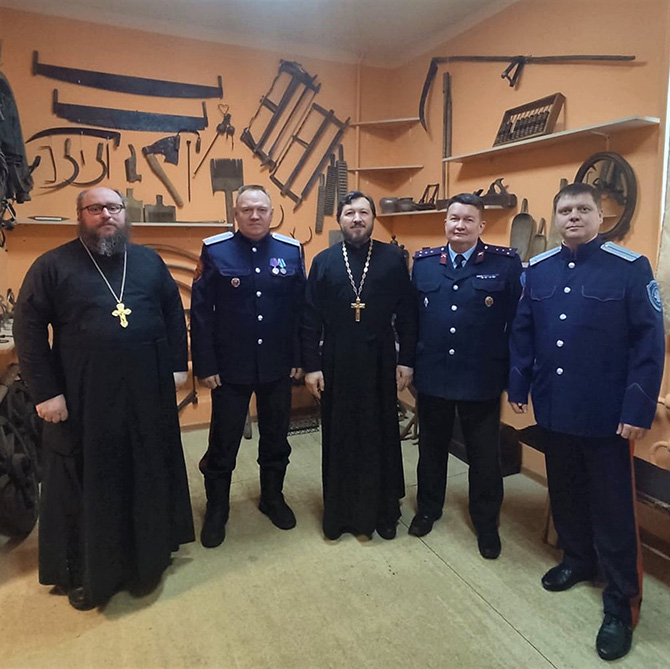 Рабочая встреча в казачьем обществе